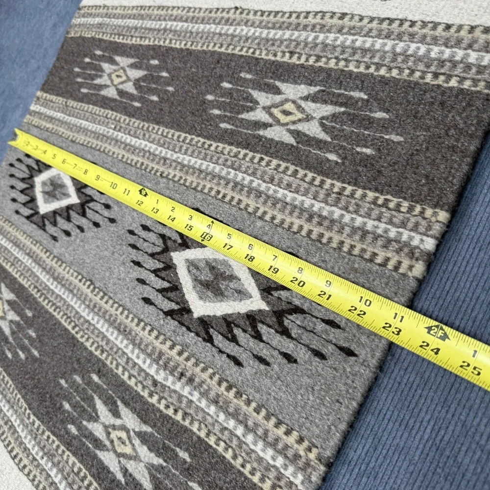 Vintage Mexican Handwoven Wool Rug Grey Cream Geometric Diamond Runner 24x42